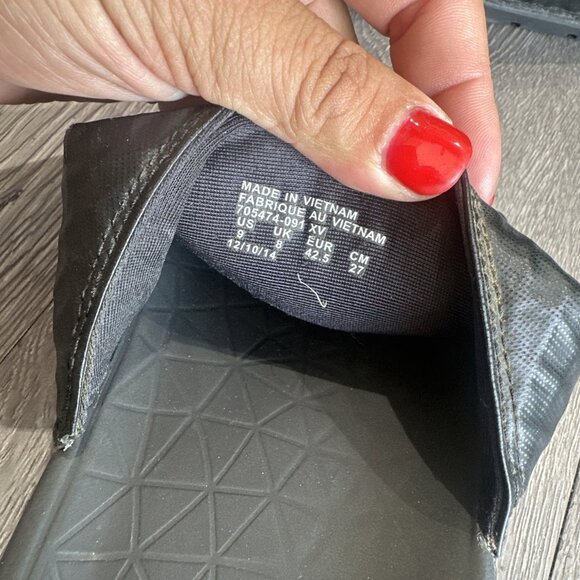 Nike Benassi Solarsoft Sandals Slides Size 9 Black Slippers On 705474-091 READ main image 3